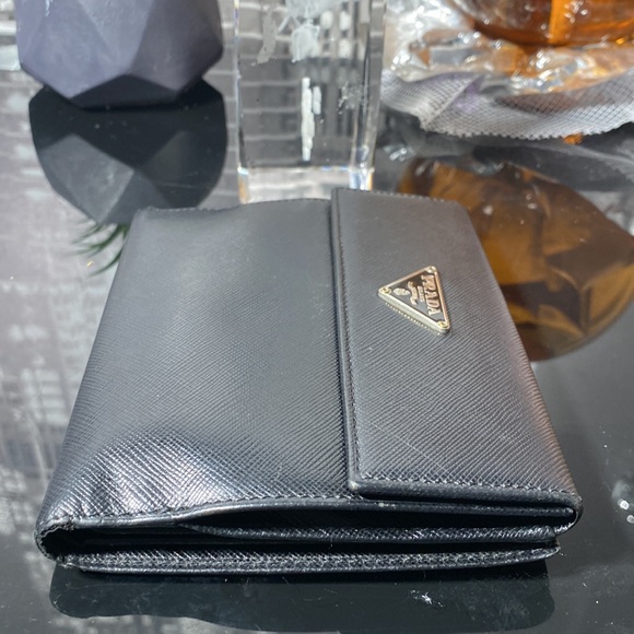 Authentic PRADA Wallet - Picture 16 of 17